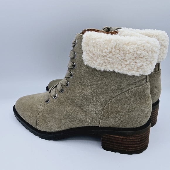 Lucky Brand Jacenia Olive Green Faux Shearling Leather Suede Booties size 8 - Picture 9 of 12